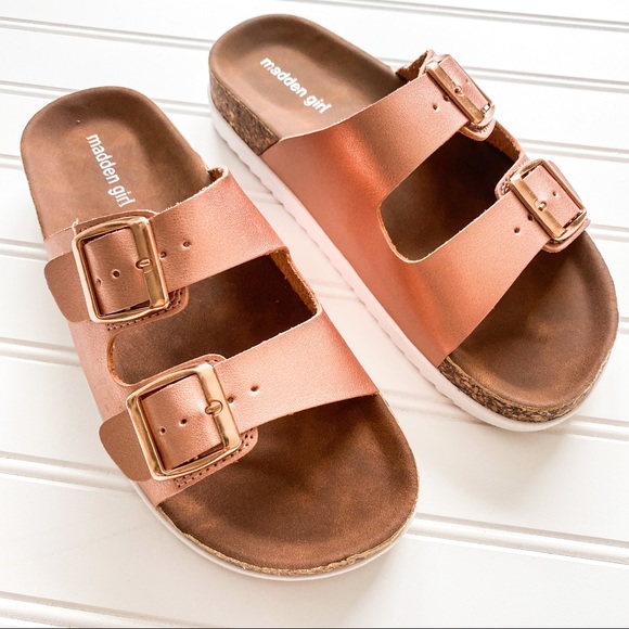madden girl goldie footbed sandals